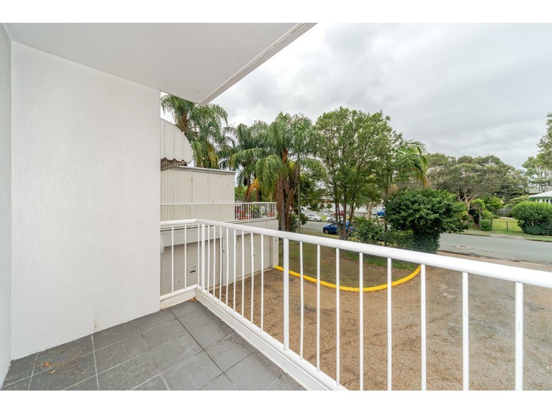 5/5 Brett Avenue, Labrador QLD 4215