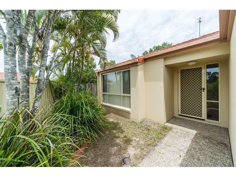 5 Lani Court, Arundel QLD 4214