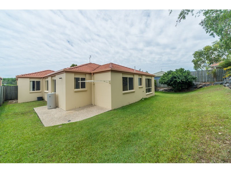 5 Lani Court, Arundel QLD 4214