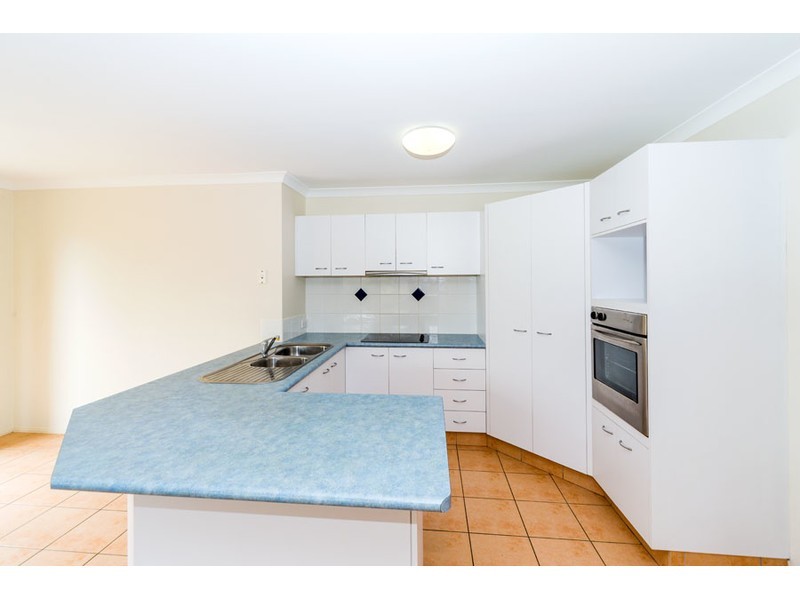 5 Lani Court, Arundel QLD 4214