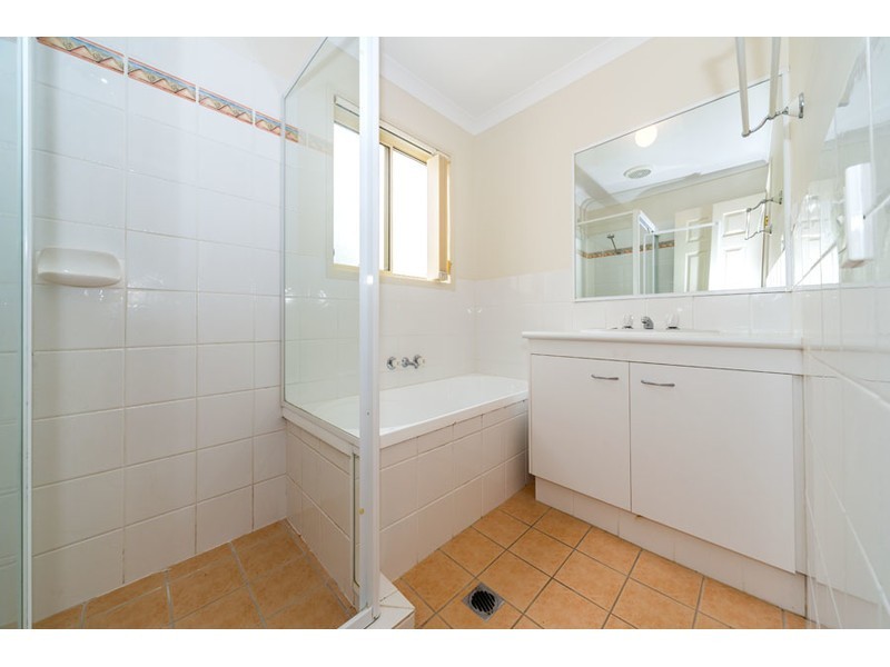 5 Lani Court, Arundel QLD 4214