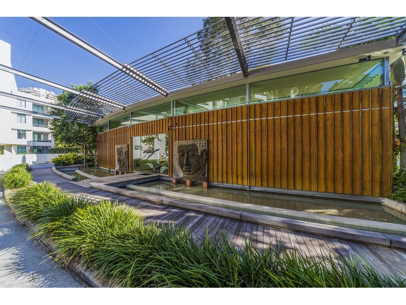 95/28 Bayview Street, Runaway Bay QLD 4216