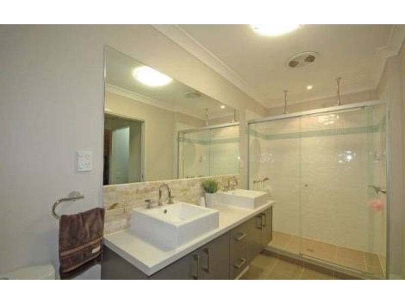 39 Sundew Crescent, Upper Coomera QLD 4209