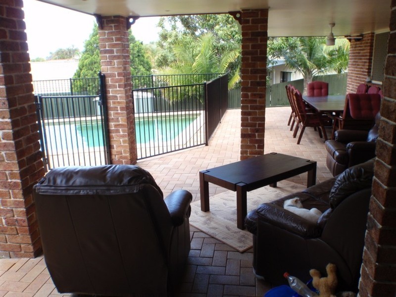 11 Crenshaw Court, Parkwood QLD 4214