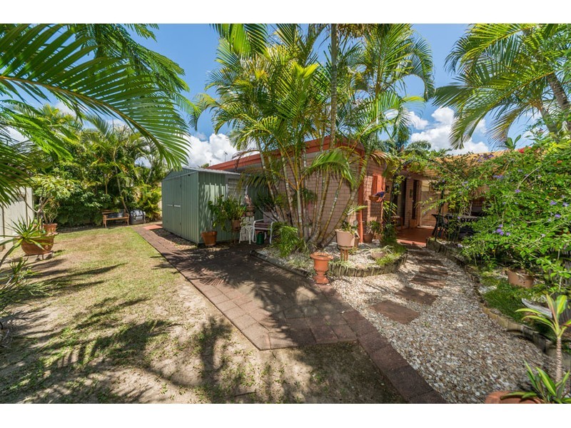 1/36 Botanical Drive, Labrador QLD 4215