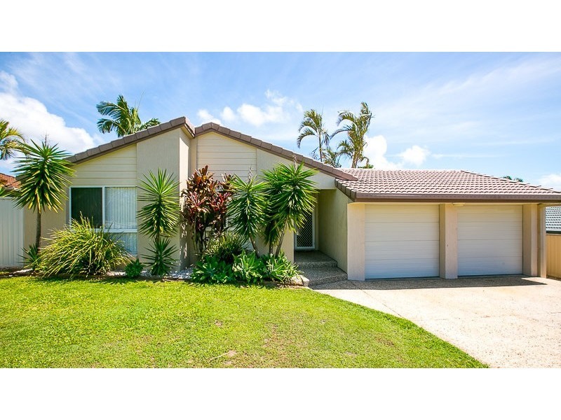 5 Baxter Court, Arundel QLD 4214