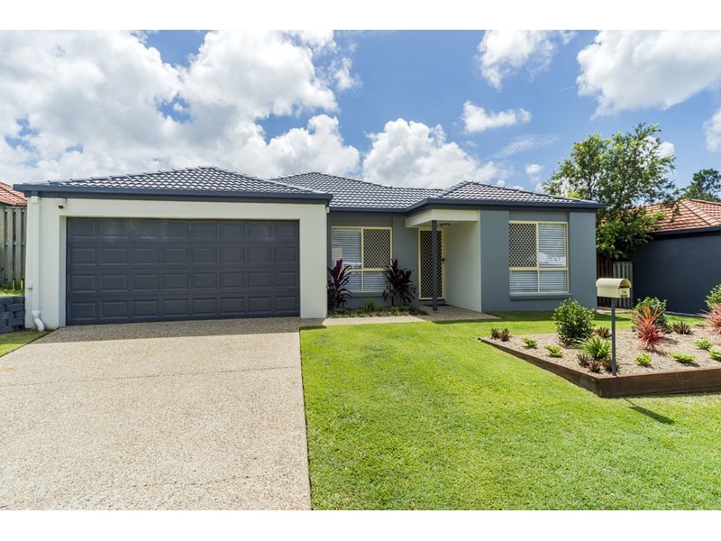 14 Etelka Way, Arundel QLD 4214