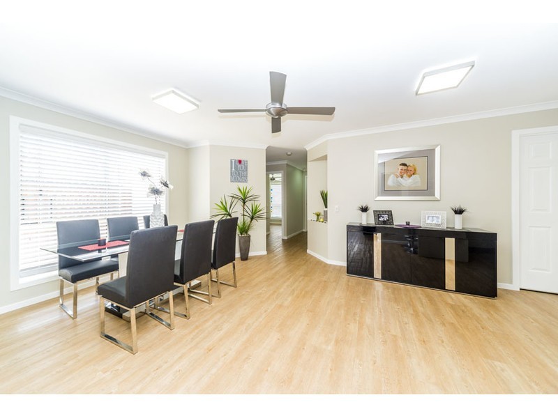 14 Etelka Way, Arundel QLD 4214