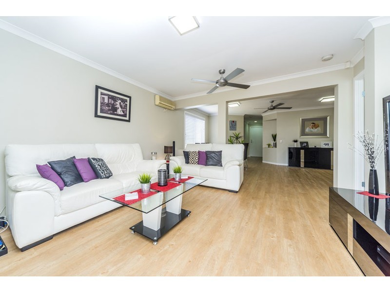 14 Etelka Way, Arundel QLD 4214
