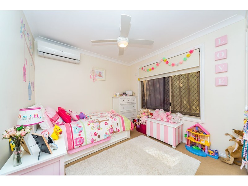 21 Rebbechi Court, Parkwood QLD 4214