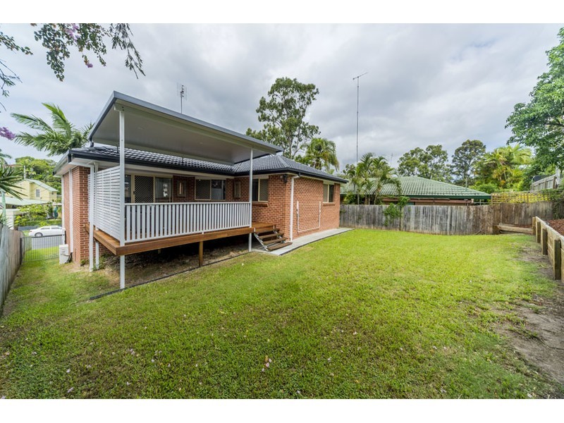 73 Melinda Street, Southport QLD 4215