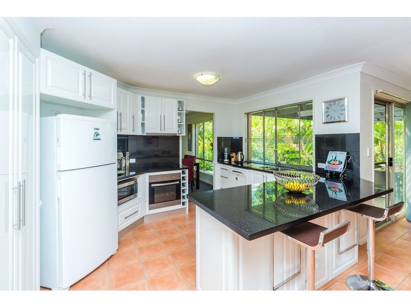 21 Zeller Crescent, Arundel QLD 4214