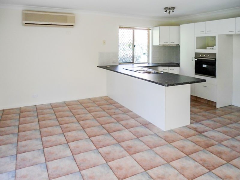 143 Henry Cotton Drive, Parkwood QLD 4214