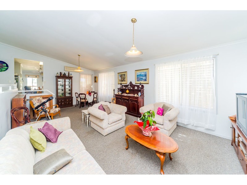 1 Kel Nagle Court, Parkwood QLD 4214