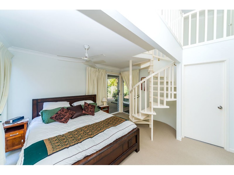 13 Kel Nagle Court, Parkwood QLD 4214