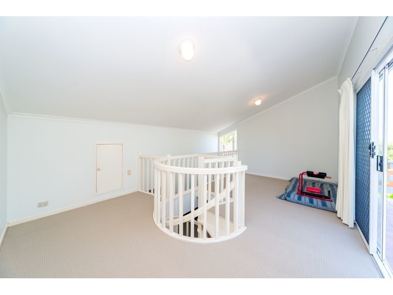 13 Kel Nagle Court, Parkwood QLD 4214