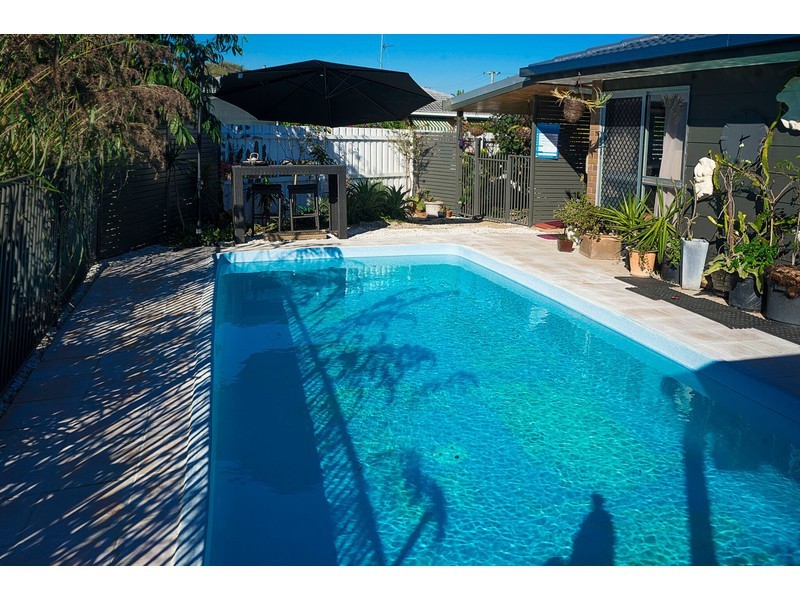 15 Sunbird Avenue, Paradise Point QLD 4216
