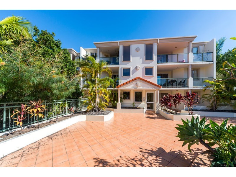 8/7-11 Johnston Street, Southport QLD 4215