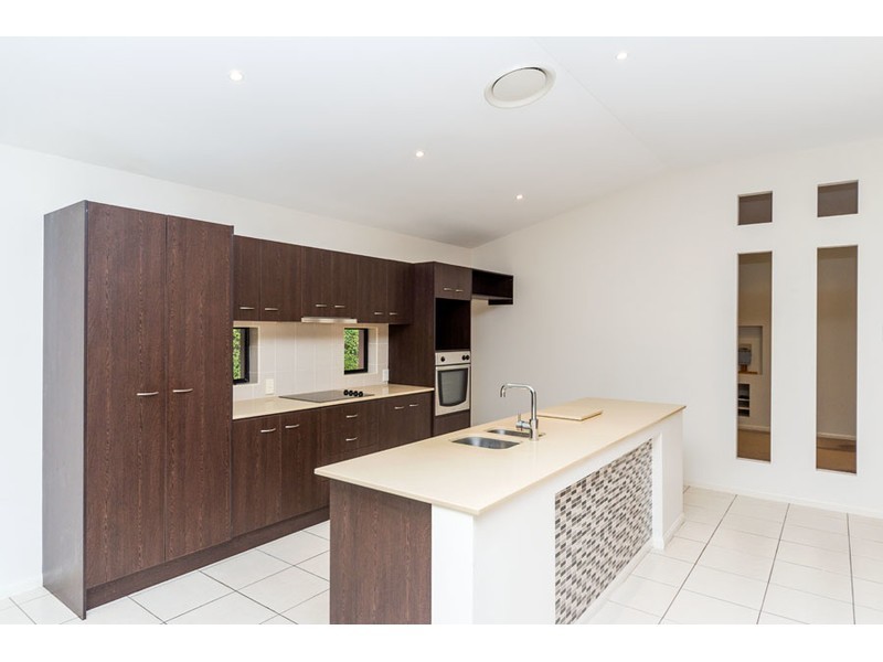 12 Torquay Place, Arundel QLD 4214