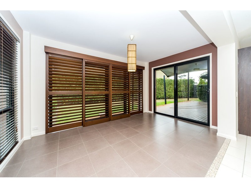 12 Torquay Place, Arundel QLD 4214
