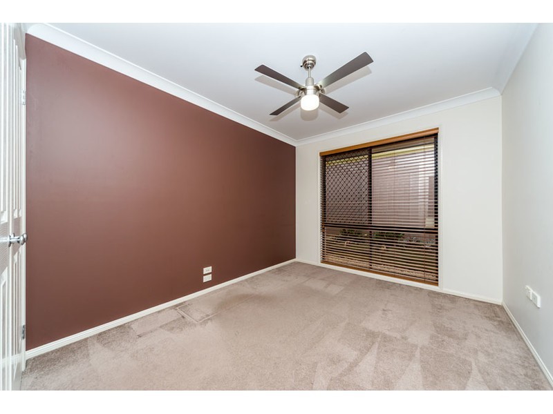 12 Torquay Place, Arundel QLD 4214