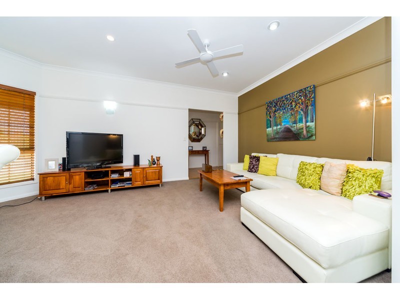 55 Arnold Palmer Drive, Parkwood QLD 4214