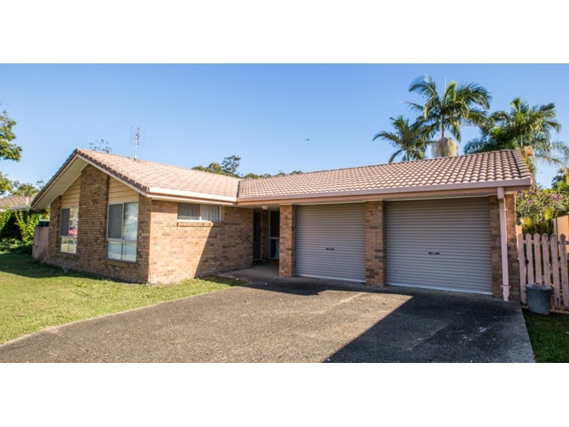 9 Gary Player Crescent, Parkwood QLD 4214
