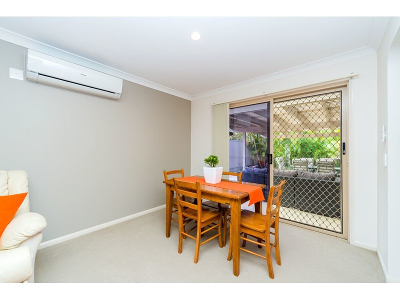 16 Maidstone Place, Parkwood QLD 4214