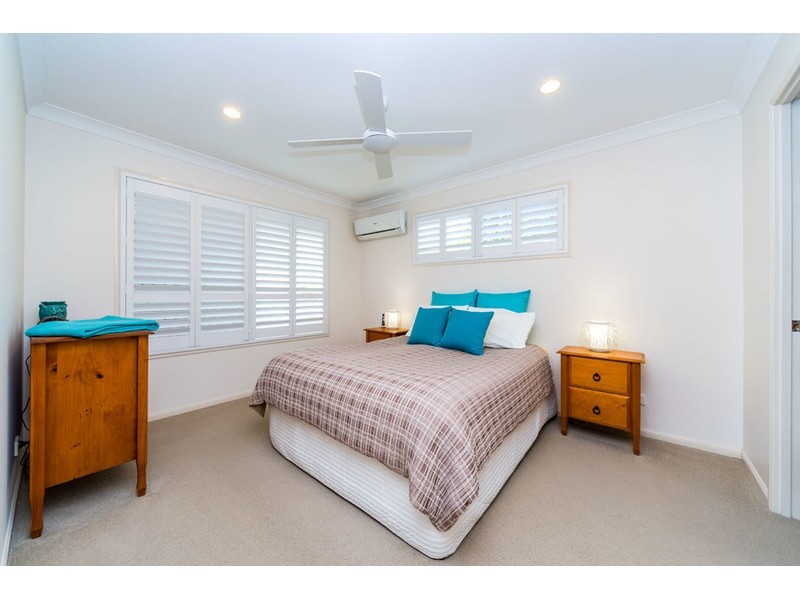 16 Maidstone Place, Parkwood QLD 4214