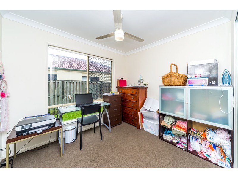 5 Madasin Close, Arundel QLD 4214