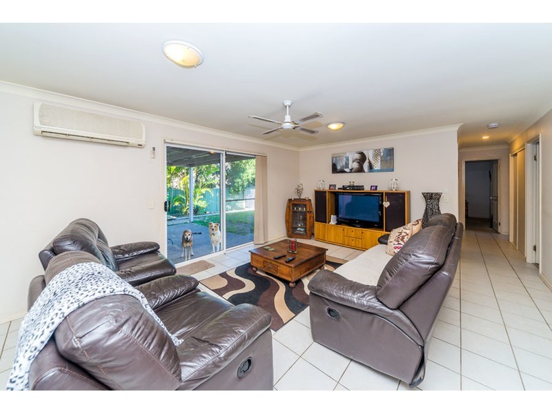 246 Napper Road, Parkwood QLD 4214