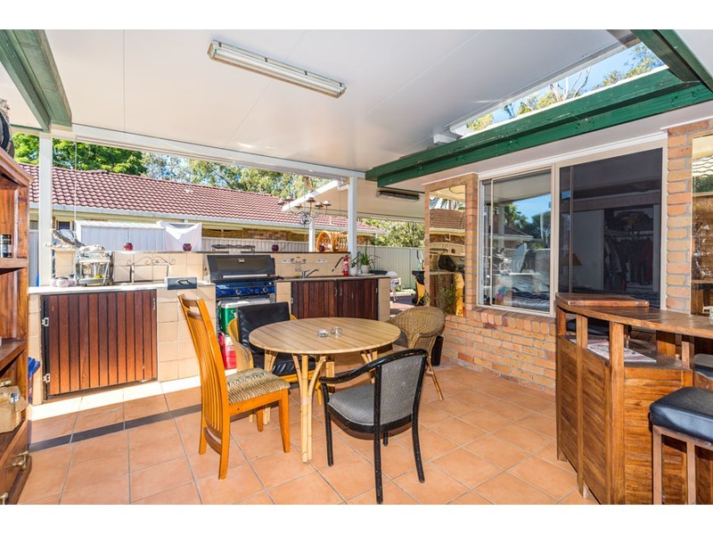 12 Floyd Court, Parkwood QLD 4214