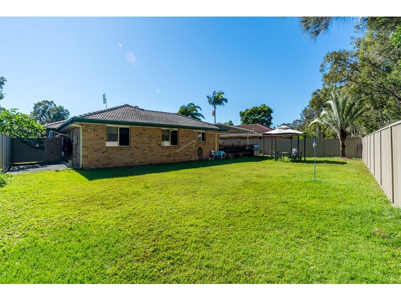 12 Floyd Court, Parkwood QLD 4214