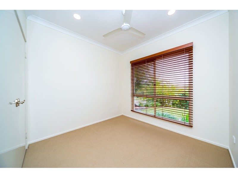 23 Chichester Drive, Arundel QLD 4214