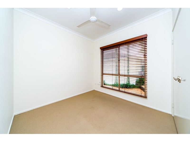 23 Chichester Drive, Arundel QLD 4214