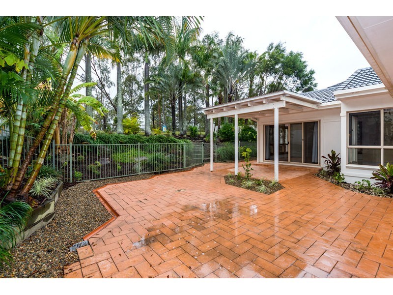 23 Chichester Drive, Arundel QLD 4214