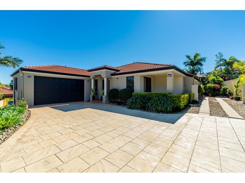 14 Orpington Court, Arundel QLD 4214