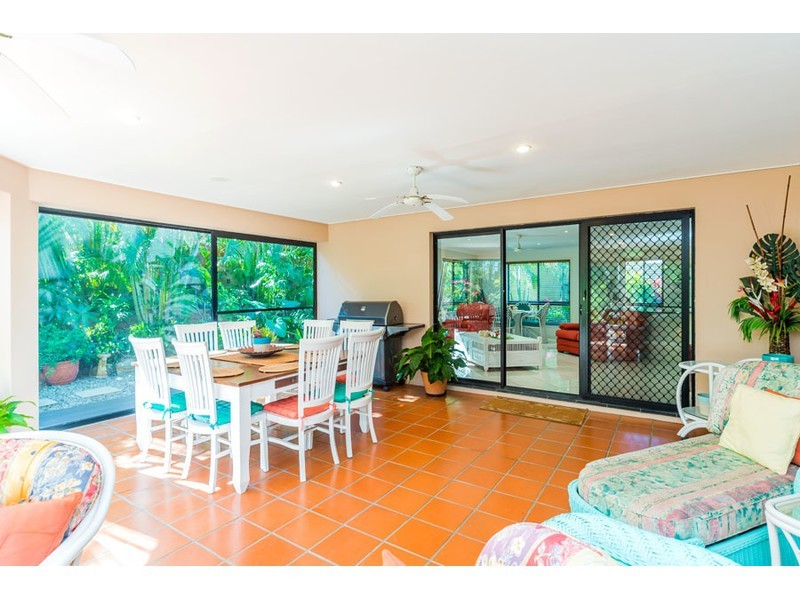 14 Orpington Court, Arundel QLD 4214
