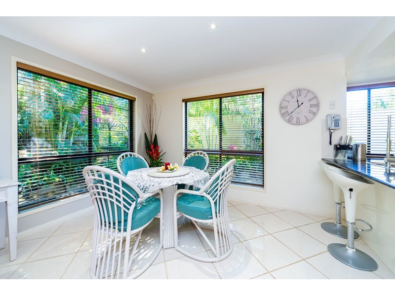 14 Orpington Court, Arundel QLD 4214