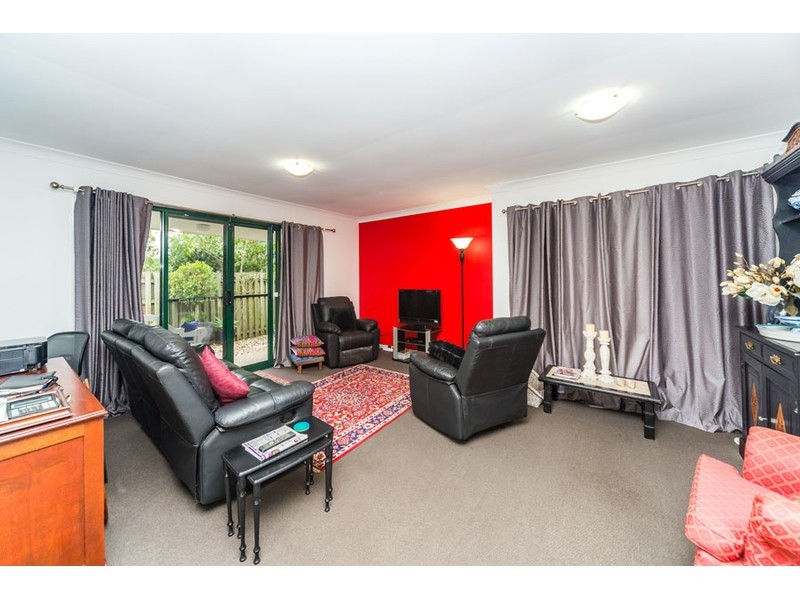 26 Harrow Place, Arundel QLD 4214