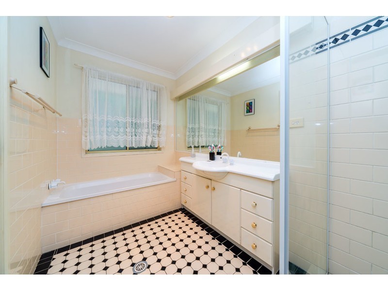 185/125 Hansford Road, Coombabah QLD 4216