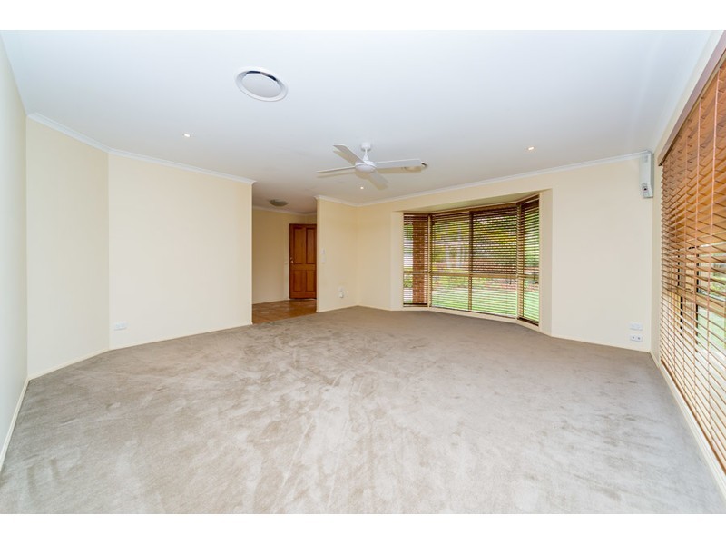 11 Crenshaw Court, Parkwood QLD 4214