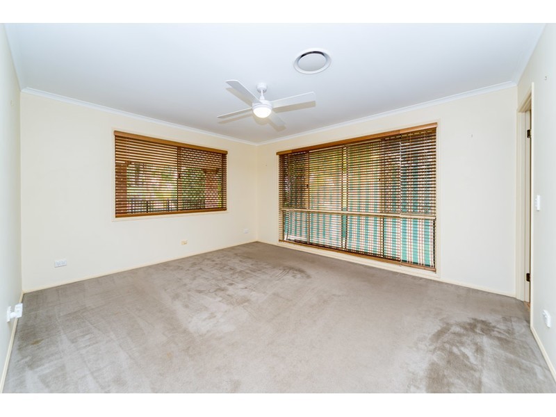11 Crenshaw Court, Parkwood QLD 4214