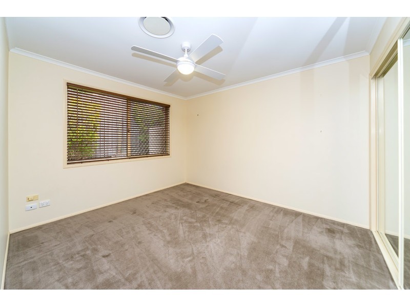 11 Crenshaw Court, Parkwood QLD 4214