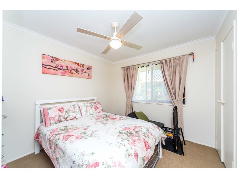 2/116 Little Usher Avenue, Labrador QLD 4215