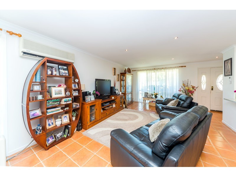 18 Rebbechi Court, Parkwood QLD 4214