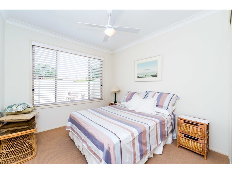 42 Marble Arch Place, Arundel QLD 4214