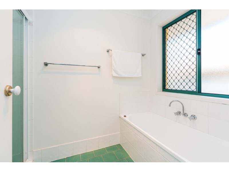 48 Greg Norman Crescent, Parkwood QLD 4214