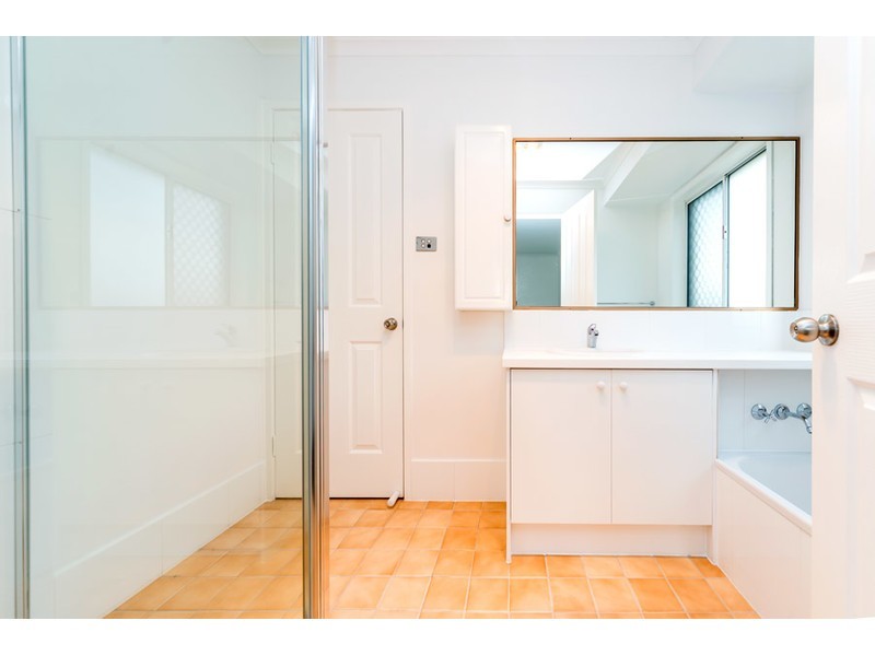 25 Doreen Drive, Coombabah QLD 4216