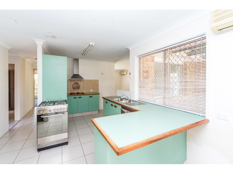 31 Melbourne Road, Arundel QLD 4214